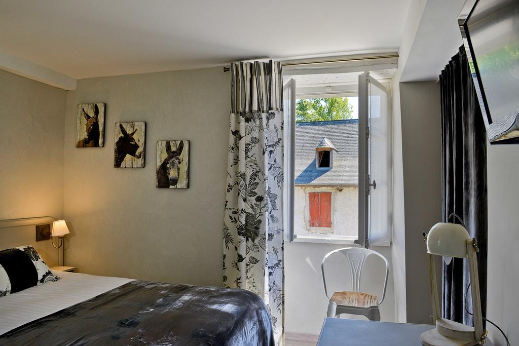 Hotel Les Bains De Secours Sévignacq-Meyracq Esterno foto